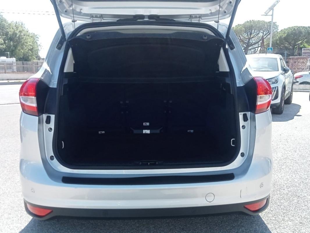 Ford C-Max - Photo 6