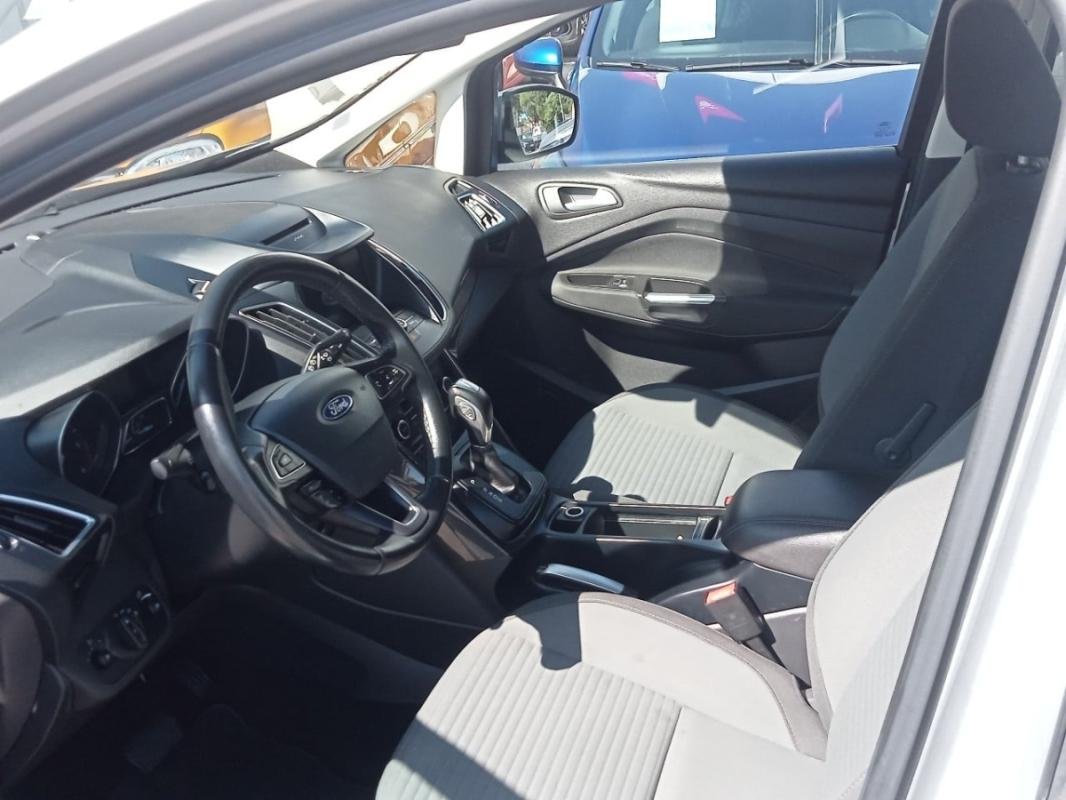 Ford C-Max - Photo 9