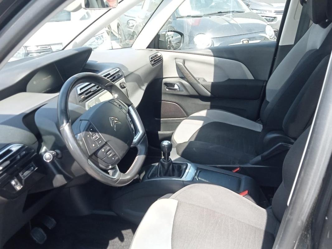 Citroën Grand C4 Picasso - Photo 9