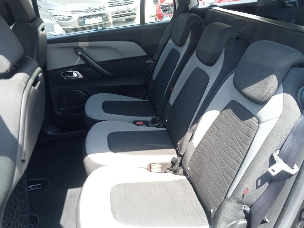 Citroën Grand C4 Picasso - Photo 10