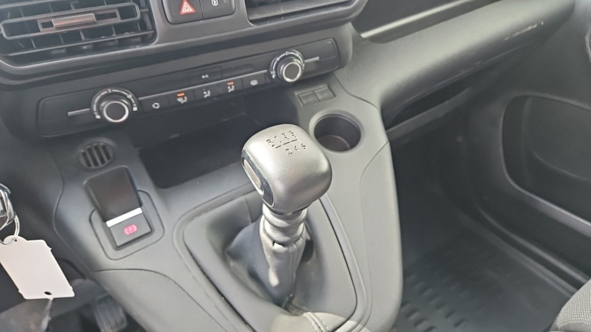 Peugeot Partner - Photo 22