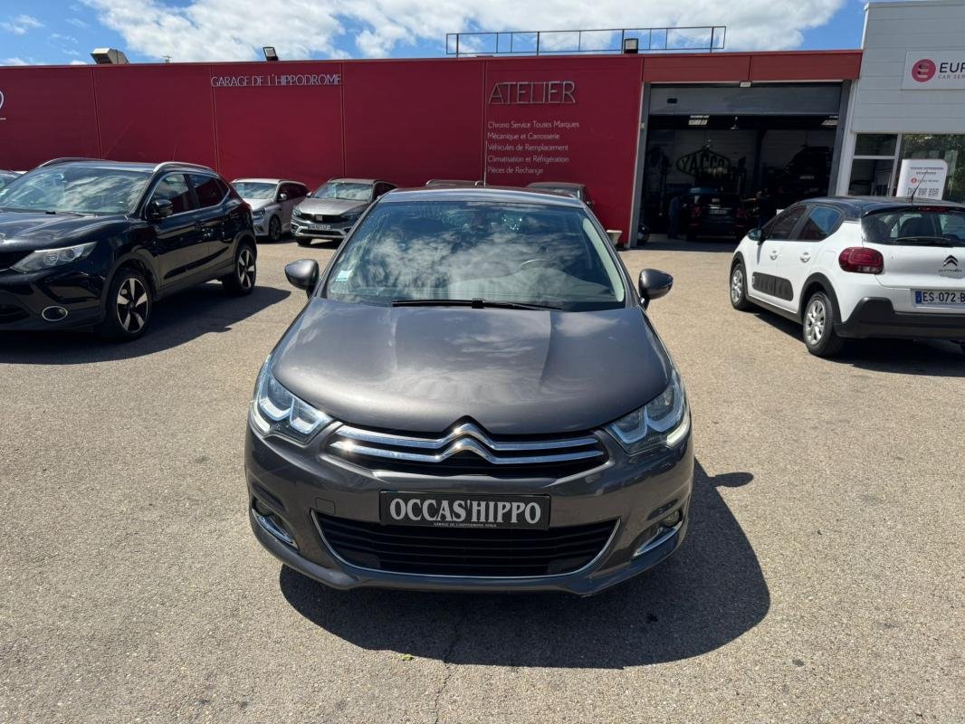 Citroën C4 - Photo 1