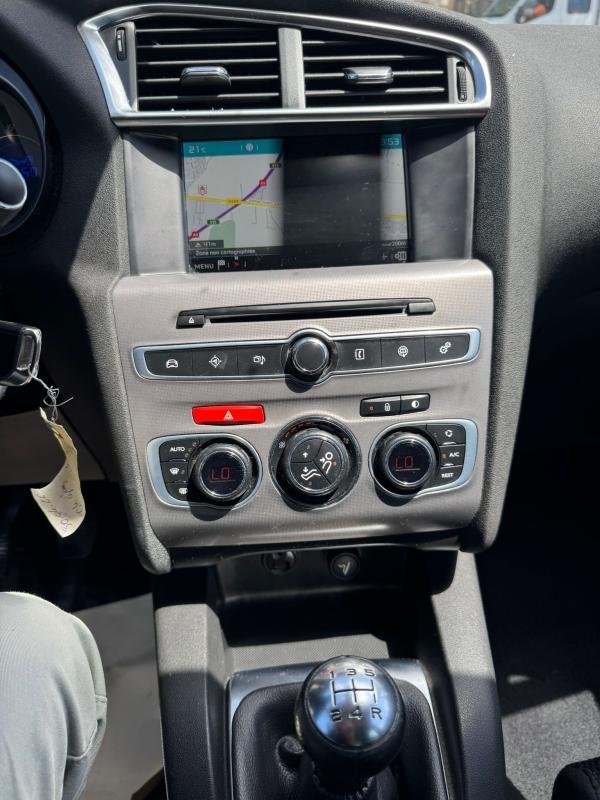 Citroën C4 - Photo 4