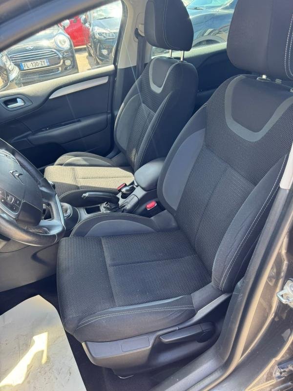 Citroën C4 - Photo 5