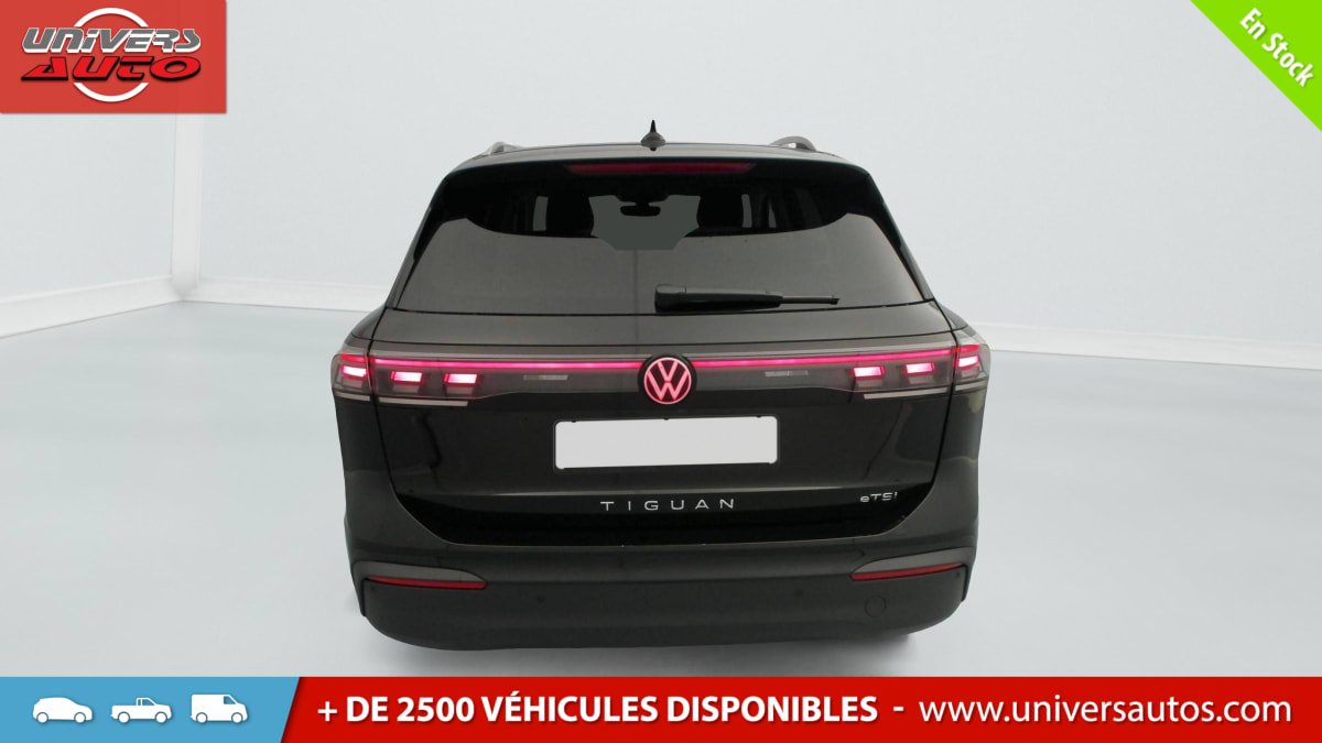 Volkswagen Tiguan - Photo 6