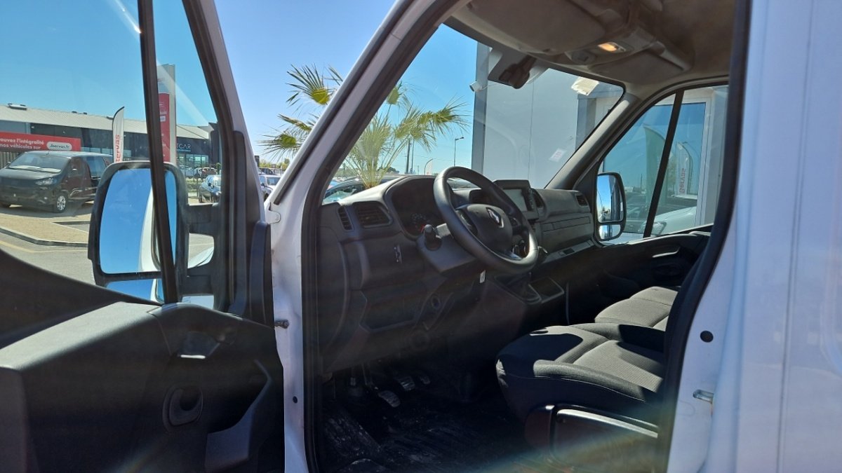 Renault Master - Photo 11