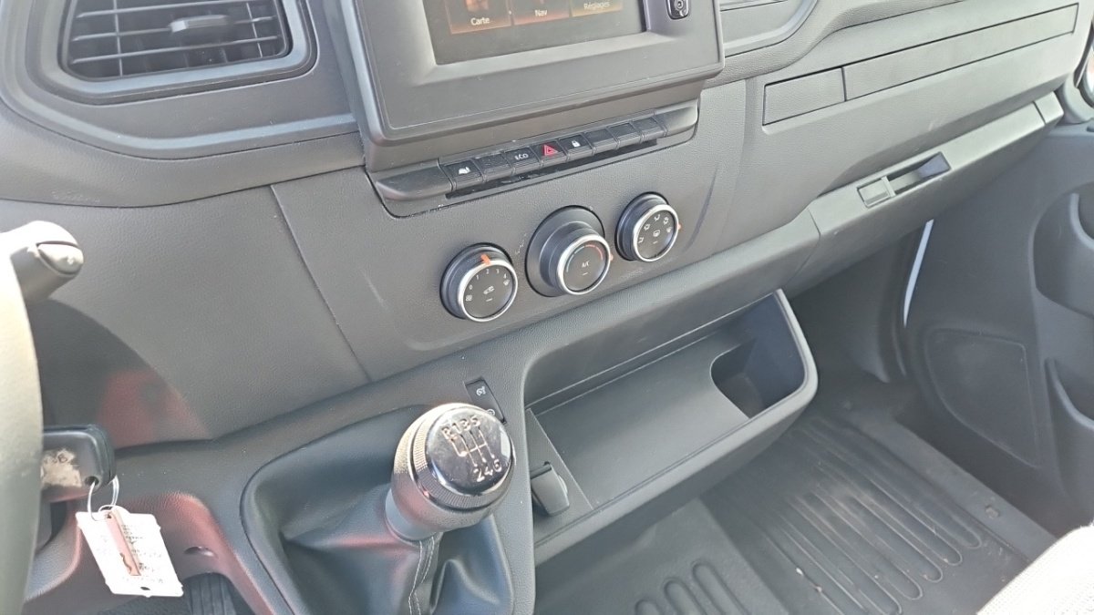 Renault Master - Photo 24