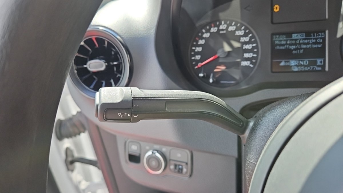 Mercedes Sprinter - Photo 21