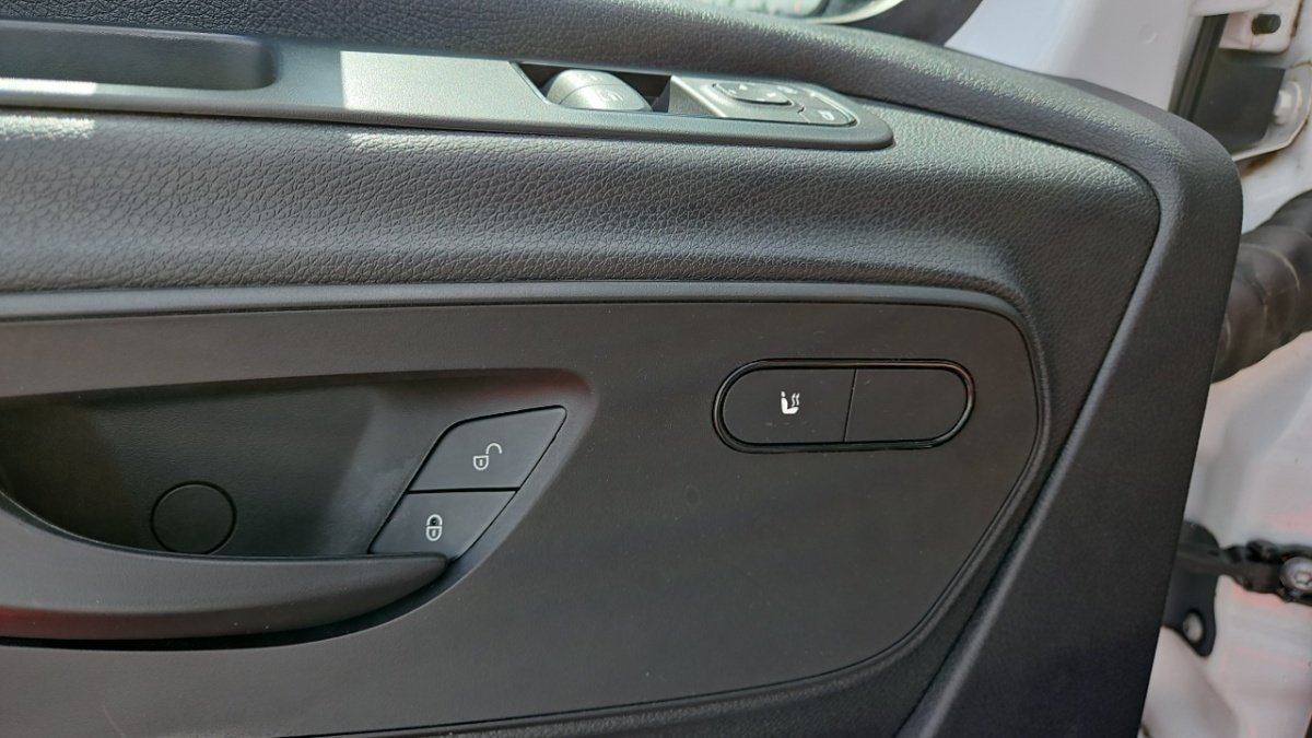 Mercedes Sprinter - Photo 24