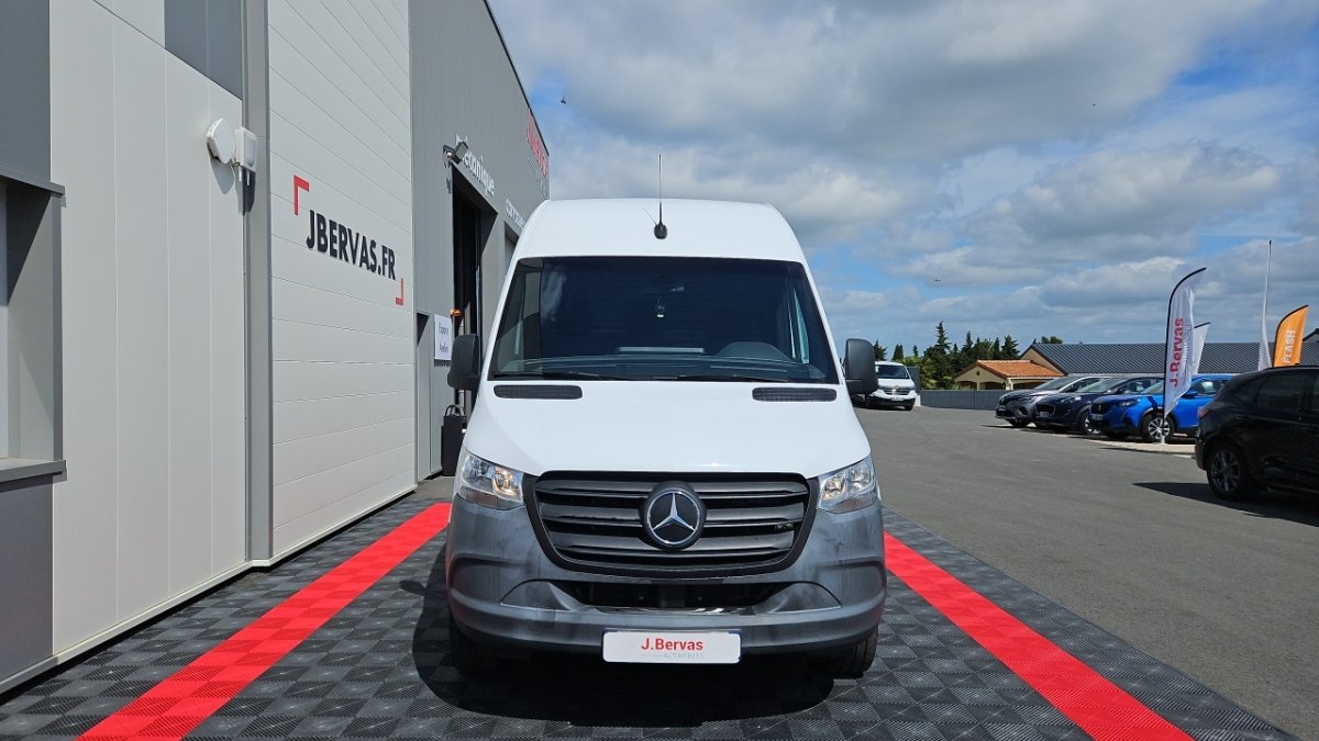 Mercedes Sprinter - Photo 7