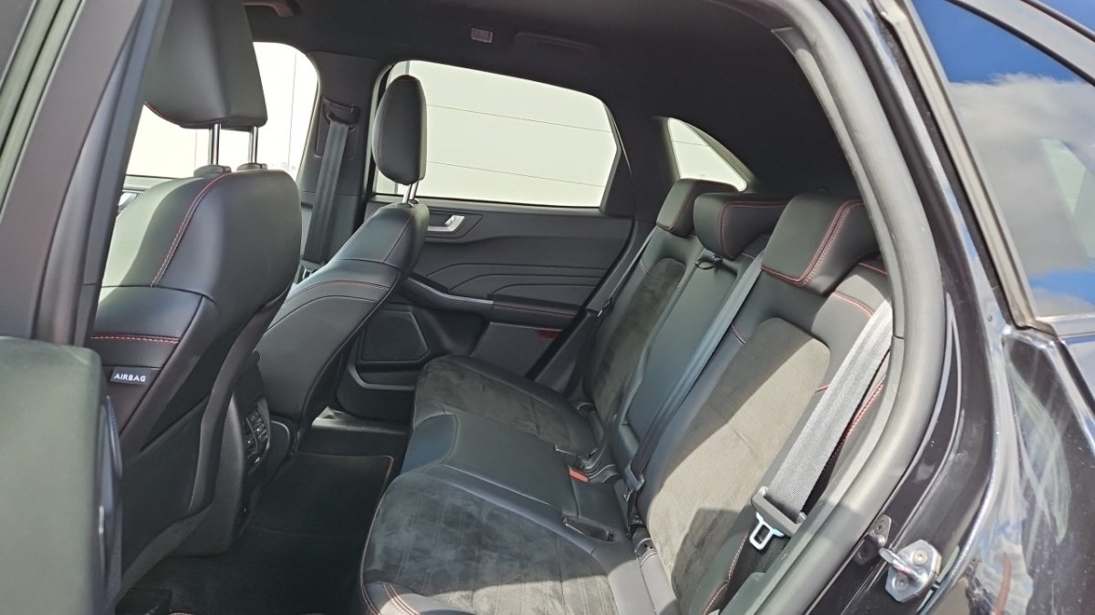 Ford Kuga - Photo 12