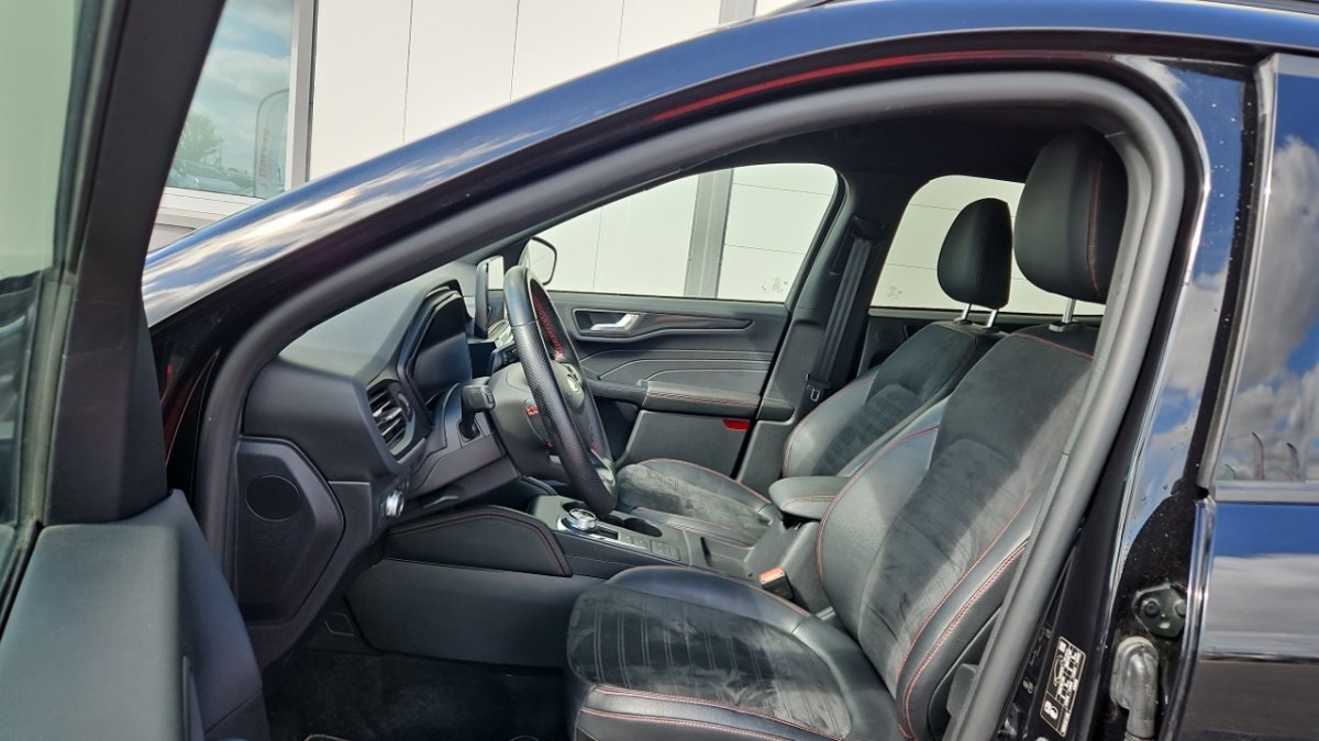 Ford Kuga - Photo 14