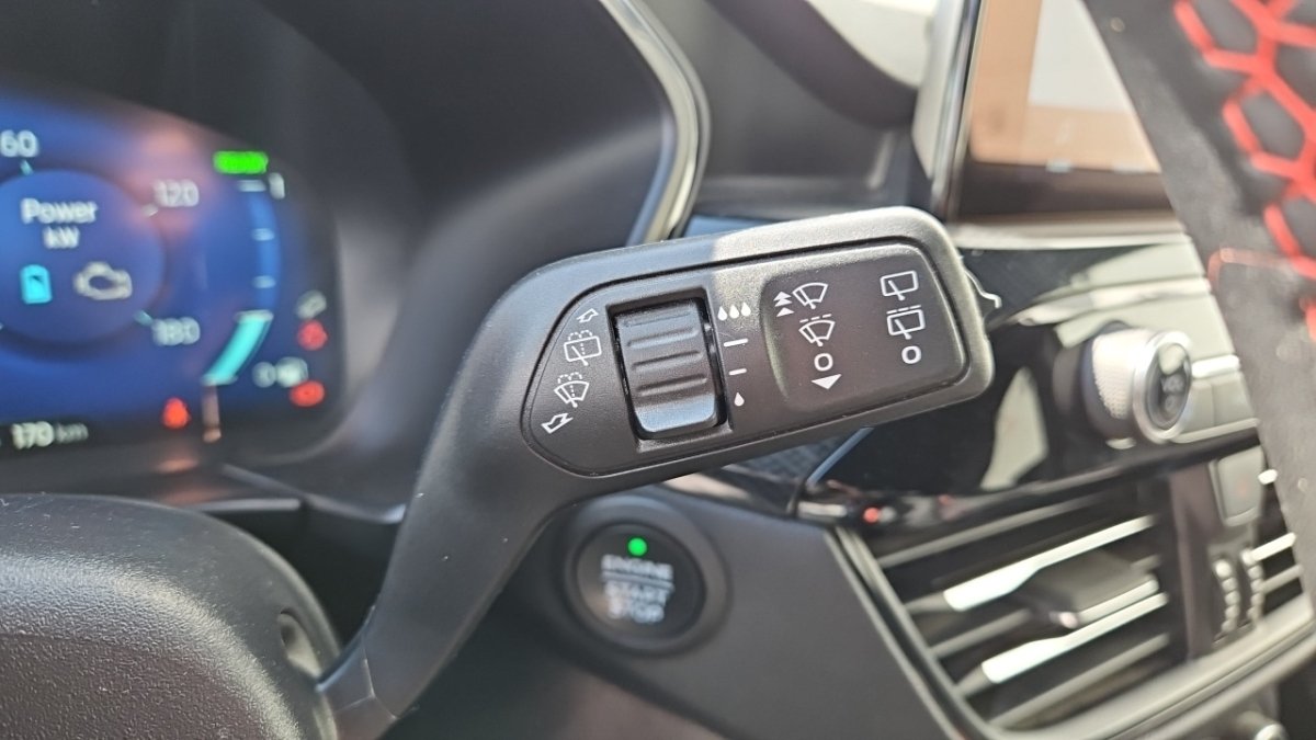 Ford Kuga - Photo 22