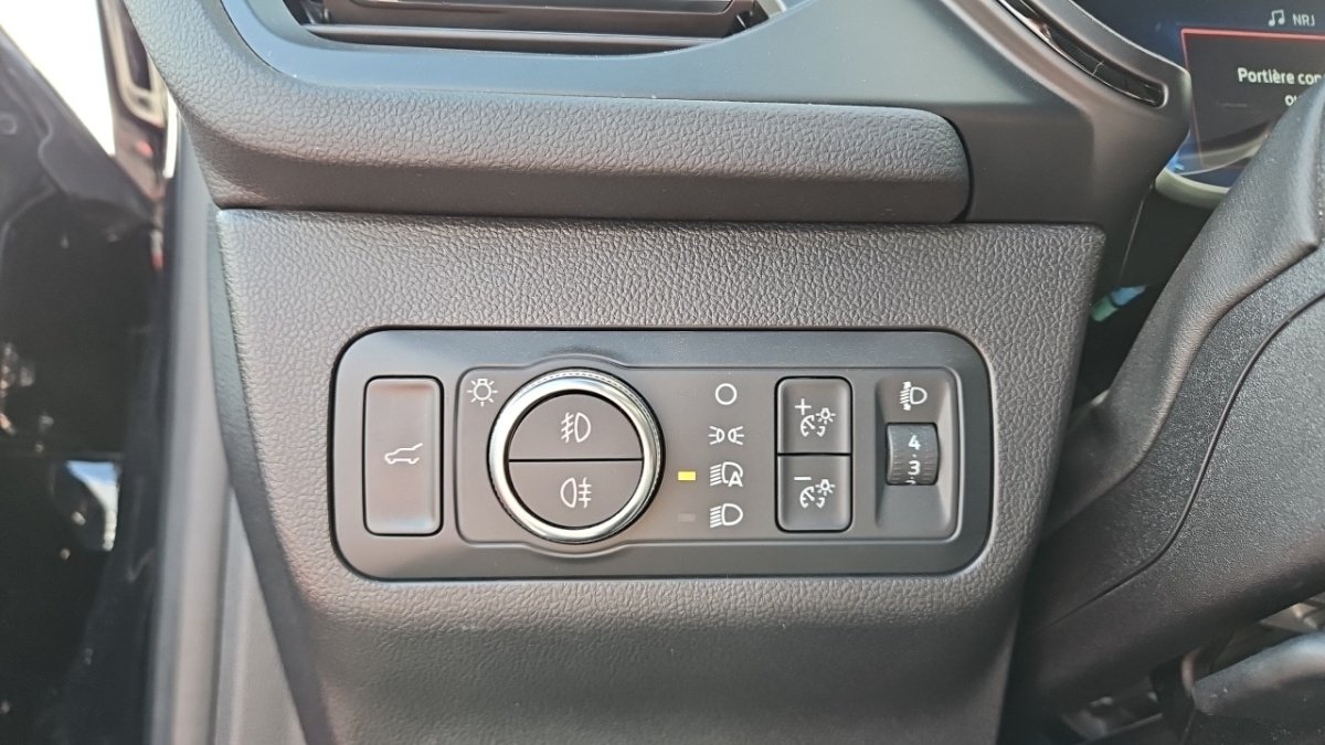 Ford Kuga - Photo 24