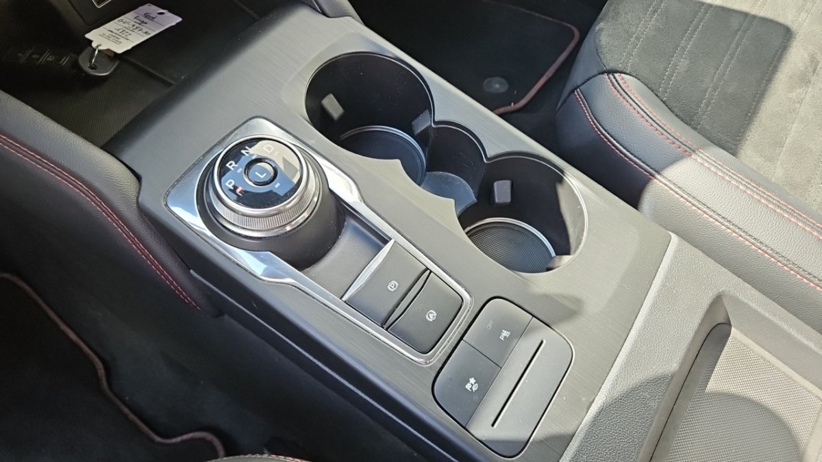 Ford Kuga - Photo 26