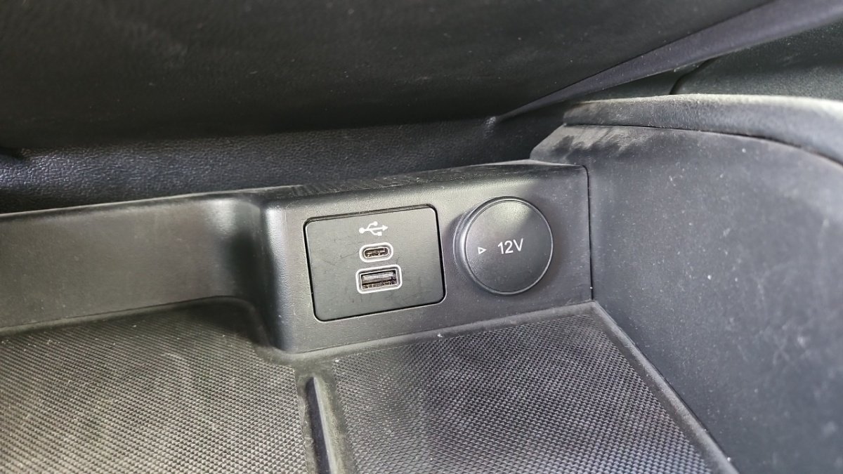 Ford Kuga - Photo 27
