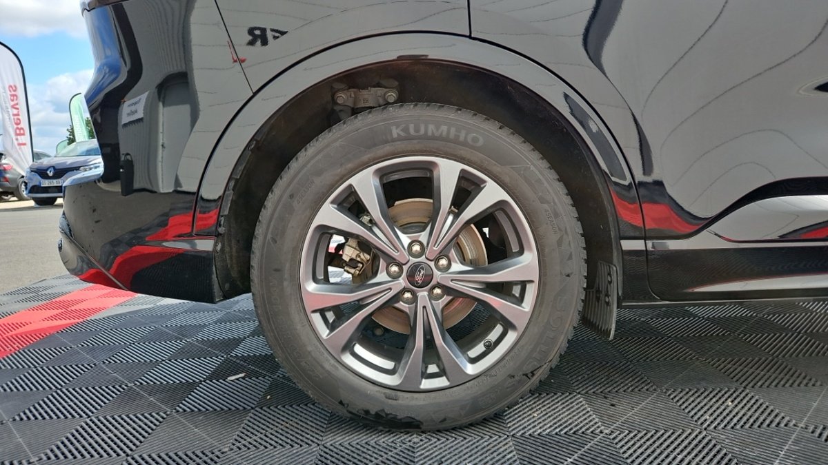 Ford Kuga - Photo 8