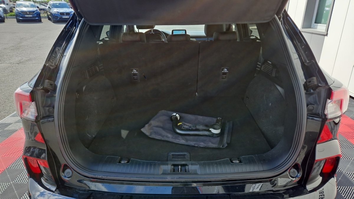 Ford Kuga - Photo 9