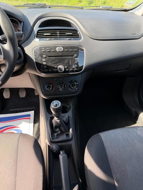 Fiat Punto Evo - Photo 8