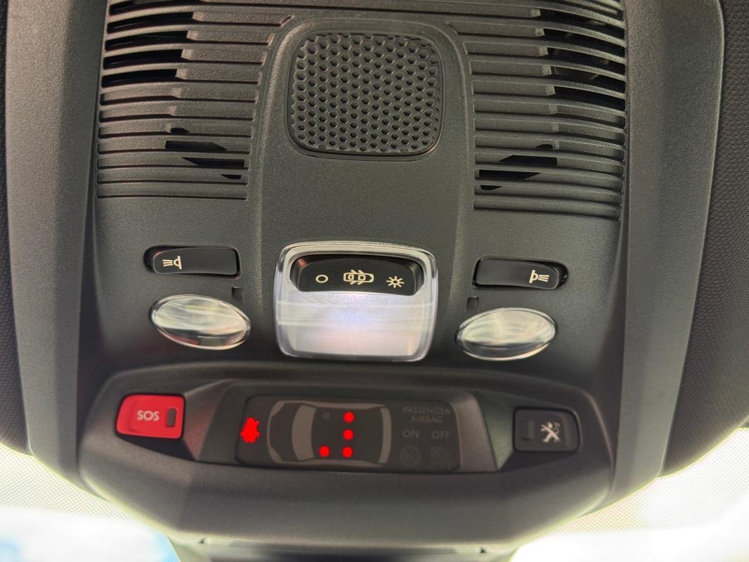 Peugeot 3008 - Photo 21