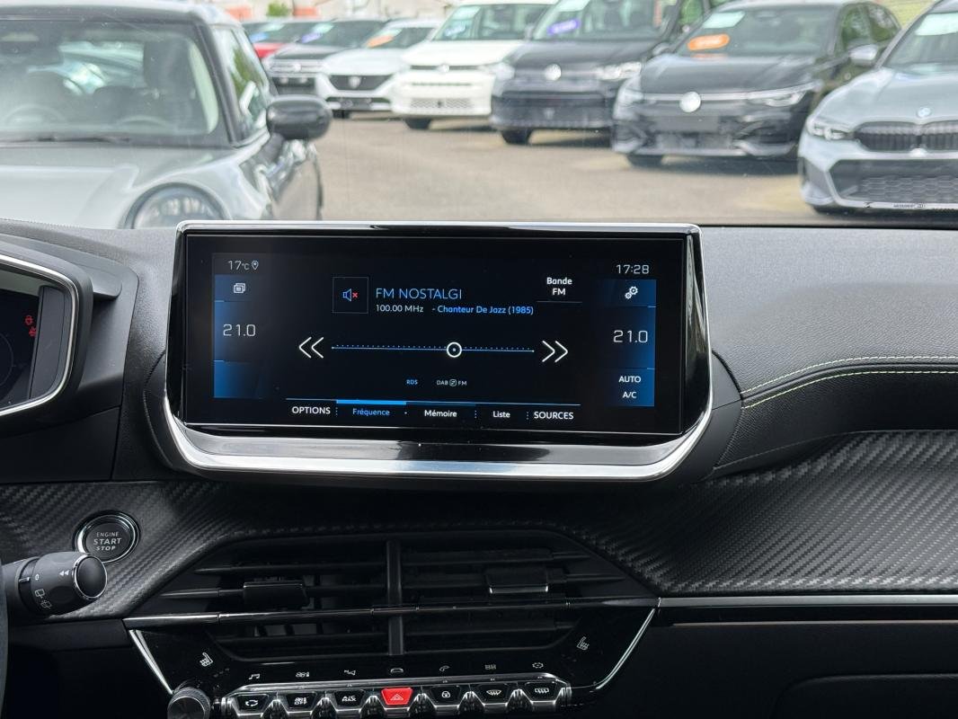 Peugeot 2008 - Photo 8