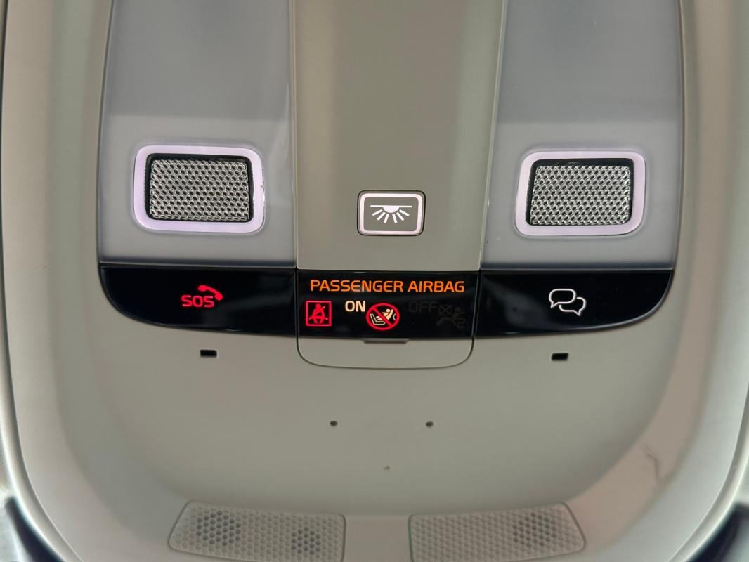 Volvo S60 - Photo 20