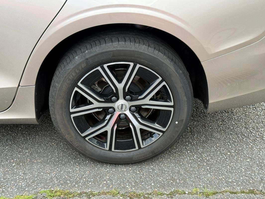 Volvo S60 - Photo 27