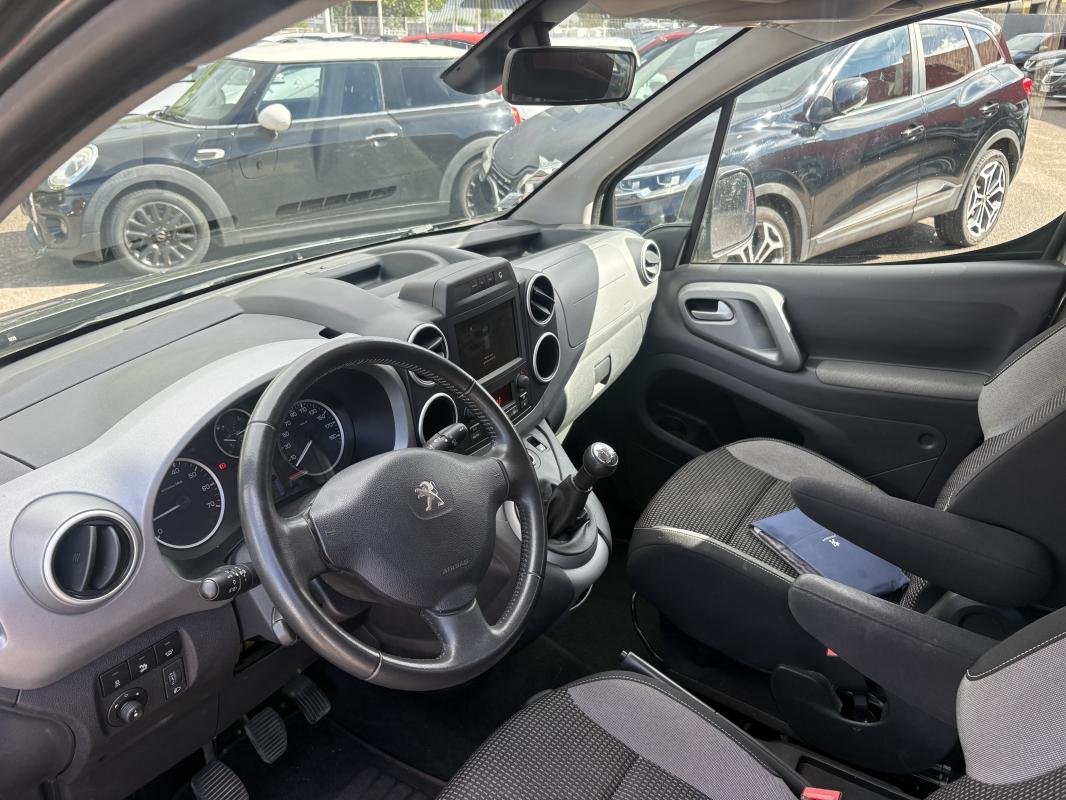 Peugeot Partner Tepee - Photo 9