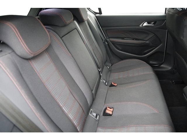 Peugeot 308 - Photo 13