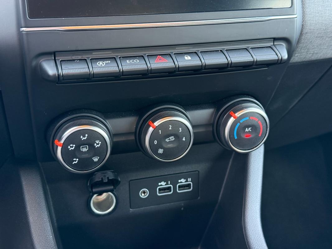 Renault Clio - Photo 15