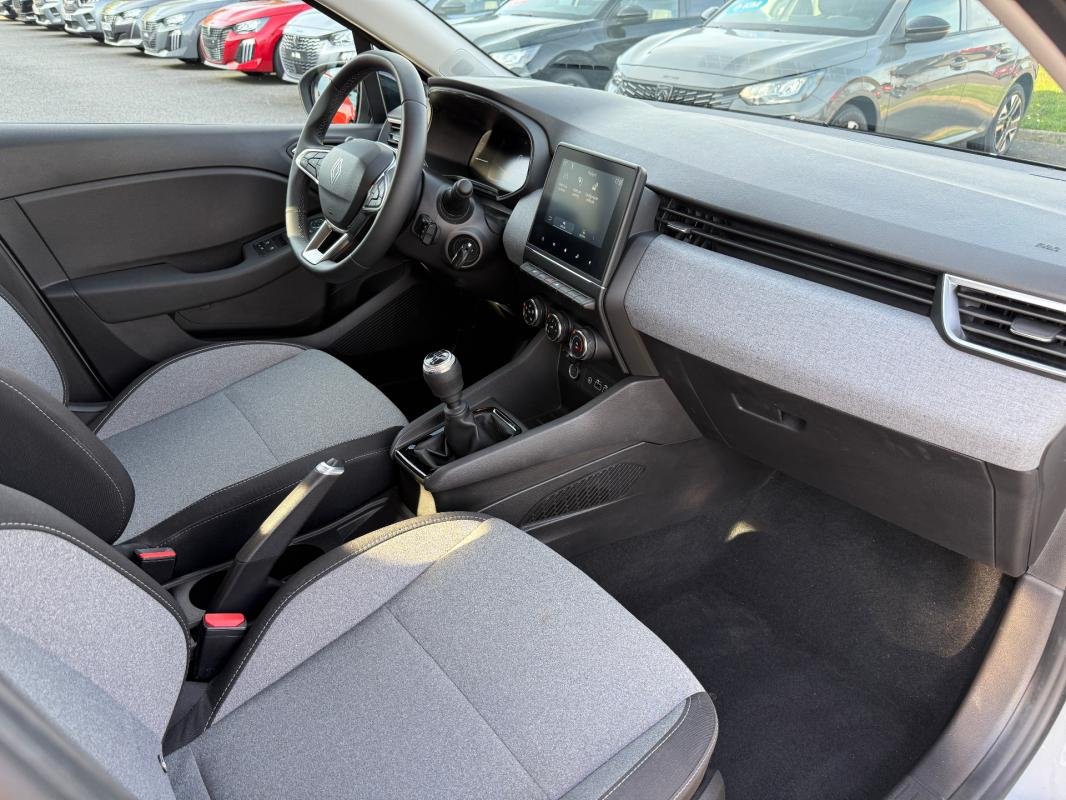 Renault Clio - Photo 20