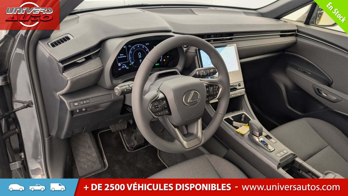 Lexus LBX - Photo 37