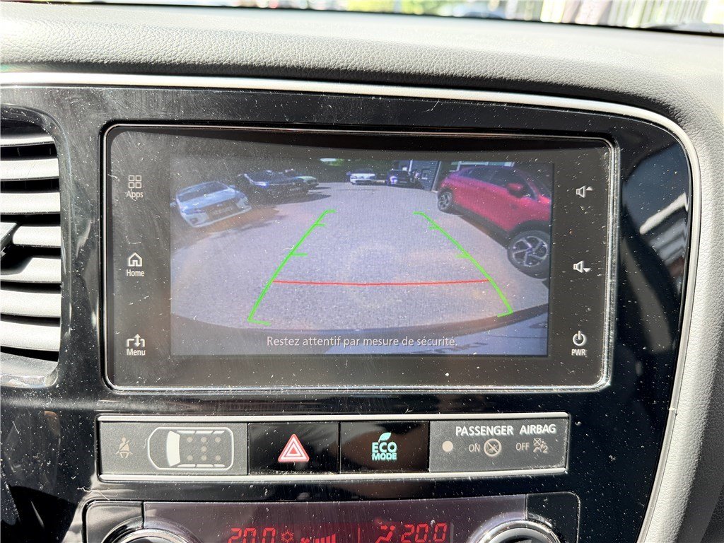 Mitsubishi Outlander - Photo 16