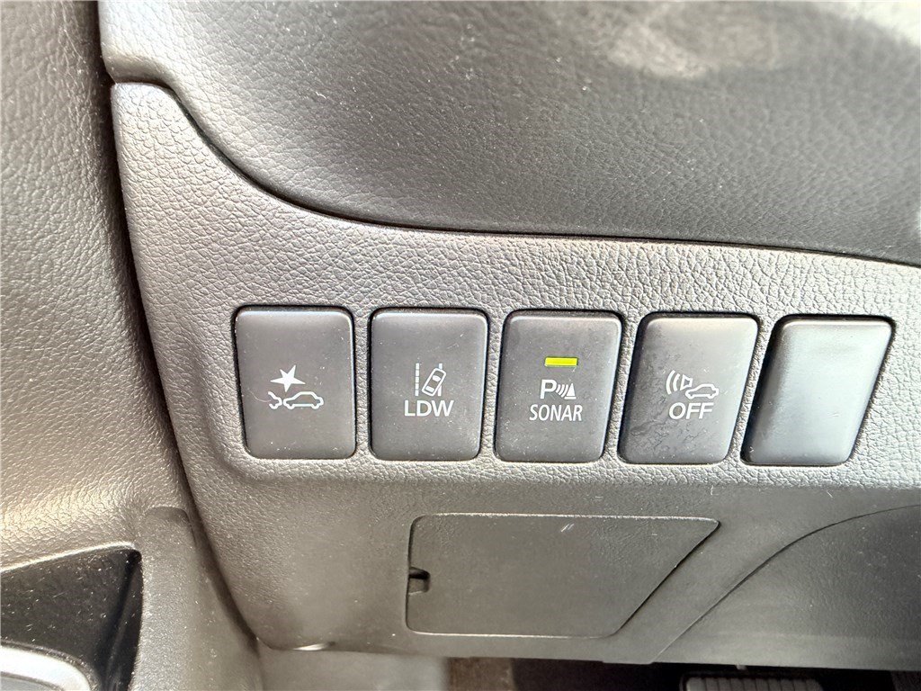 Mitsubishi Outlander - Photo 20