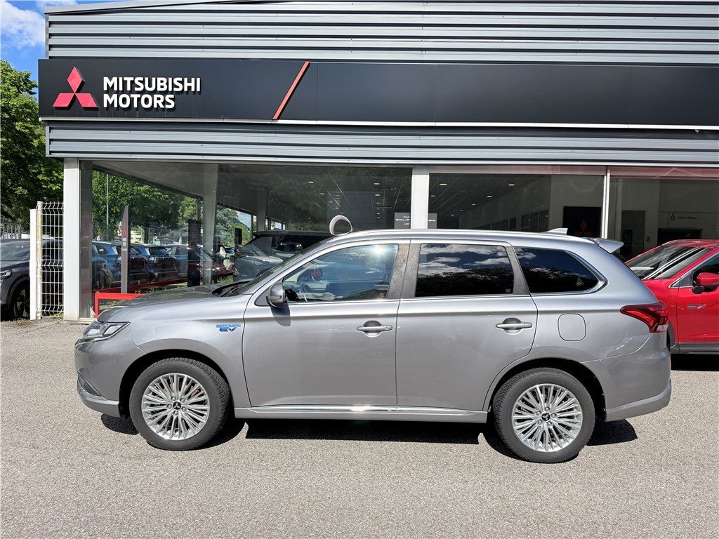 Mitsubishi Outlander - Photo 7