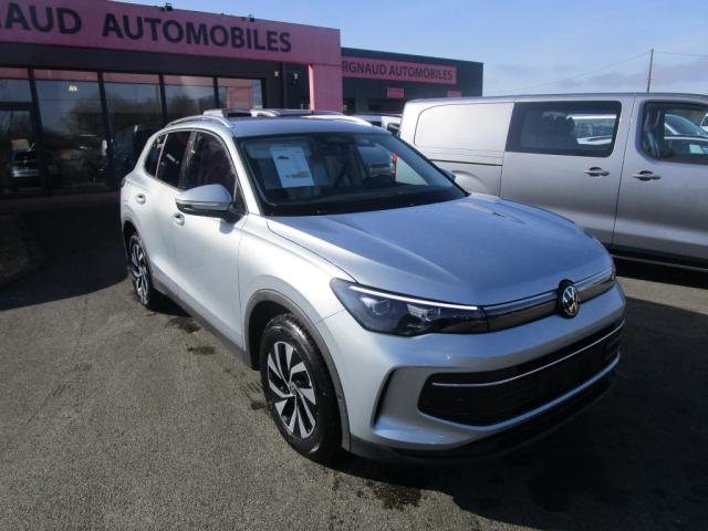 Volkswagen Tiguan - Photo 1