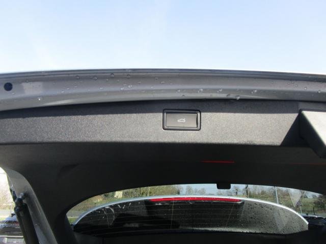 Volkswagen Tiguan - Photo 8