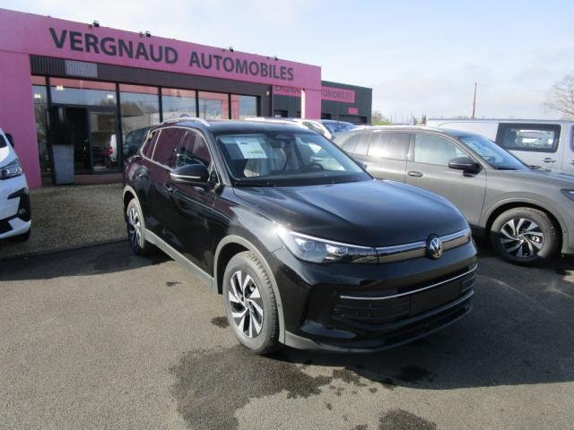 Volkswagen Tiguan - Photo 1