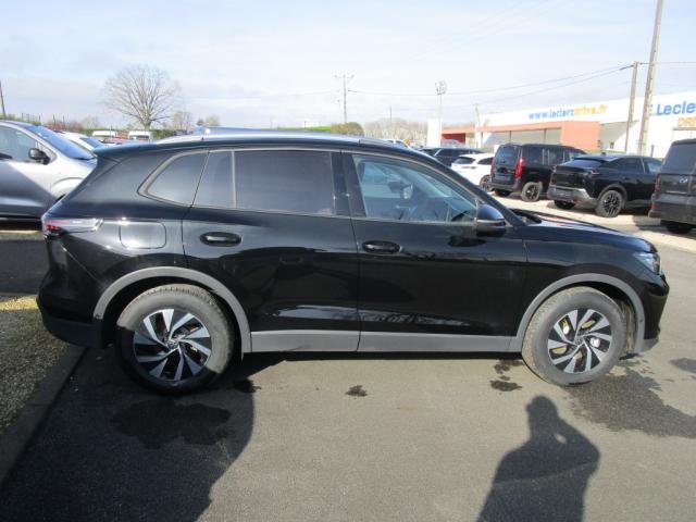 Volkswagen Tiguan - Photo 6