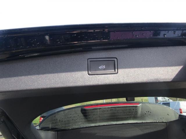 Volkswagen Tiguan - Photo 8