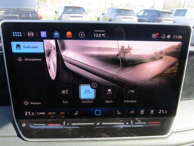 Volkswagen Tiguan - Photo 21