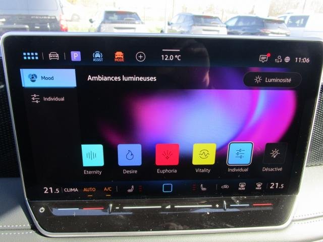 Volkswagen Tiguan - Photo 22