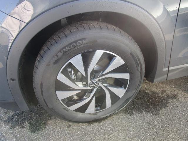 Volkswagen Tiguan - Photo 4