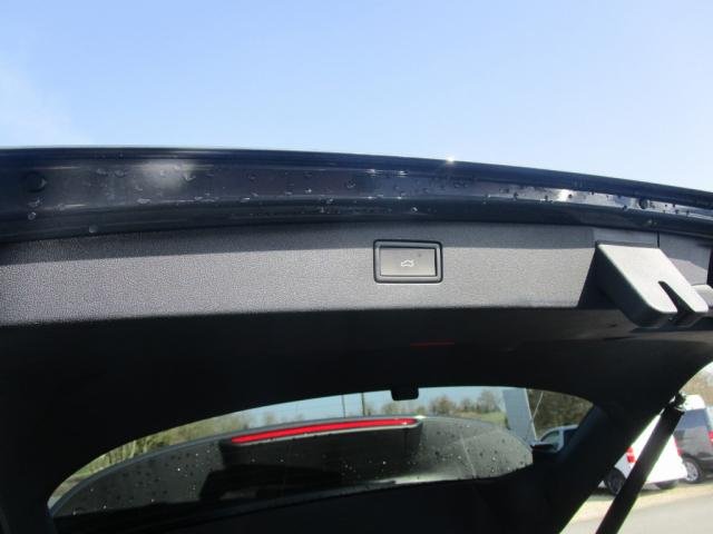 Volkswagen Tiguan - Photo 8