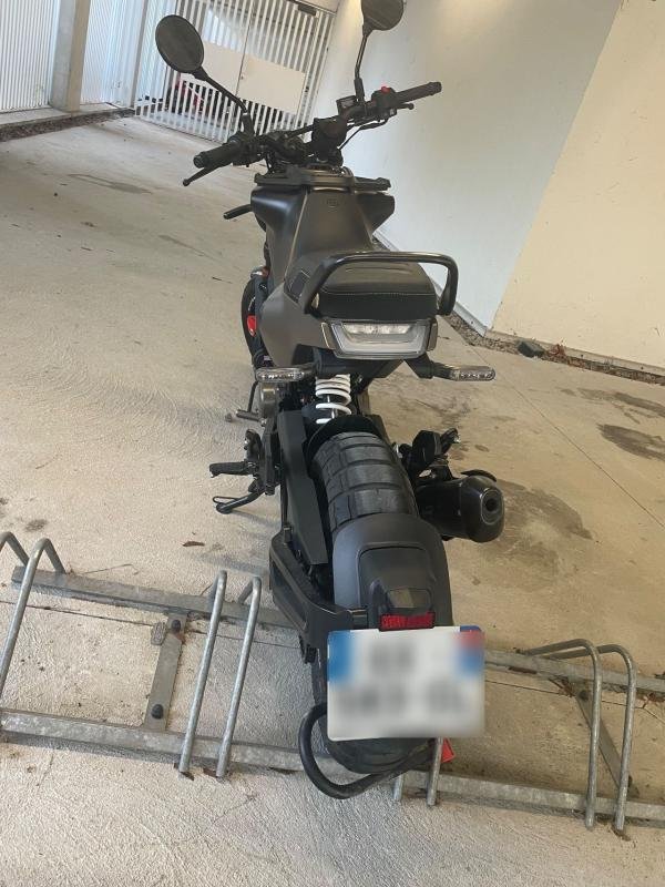Husqvarna Svartpilen - Photo 2