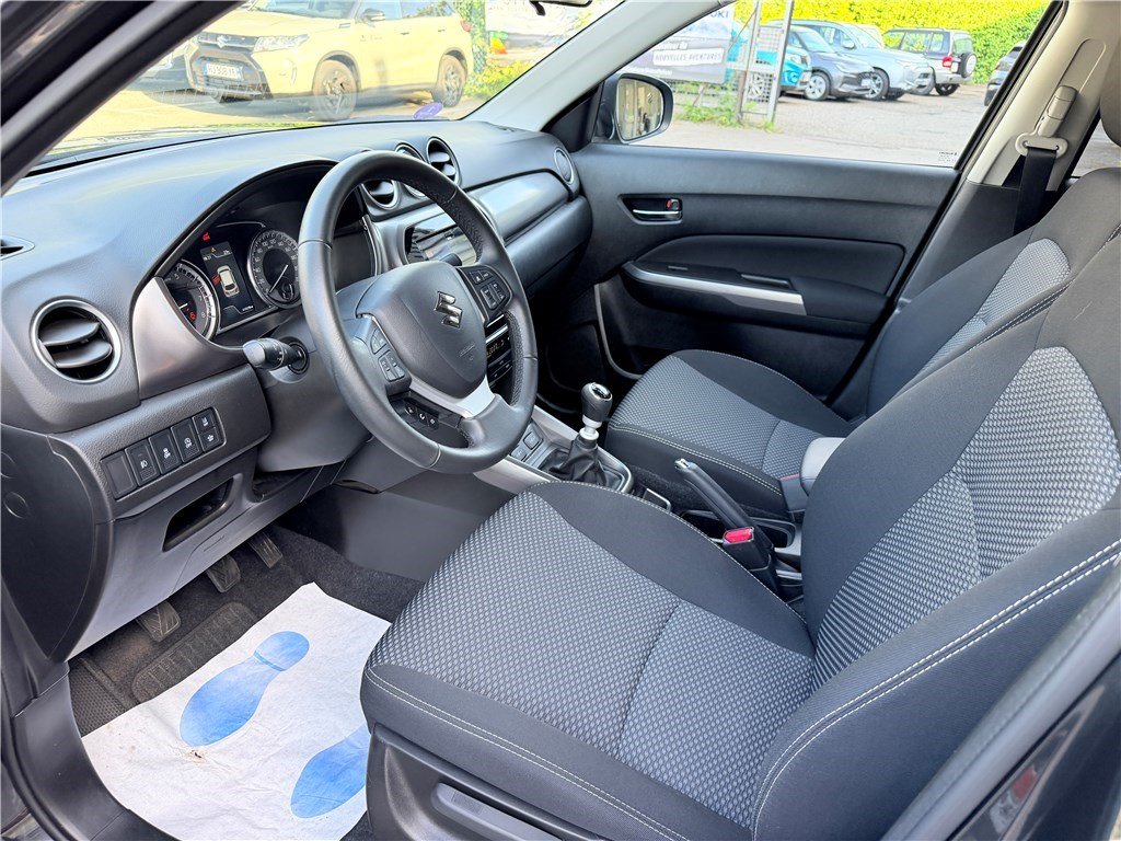 Suzuki Vitara - Photo 10